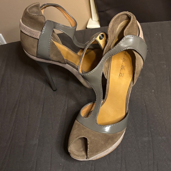 L.A.M.B. Gray Suede Peep-Toe Platform Heels - Picture 4 of 7